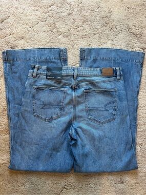 Women’s AE stretch high waisted flare size 10 regular